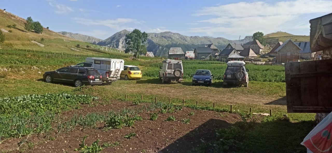 Na Krovu Svijeta Gornji Lukomir Экстерьер фото